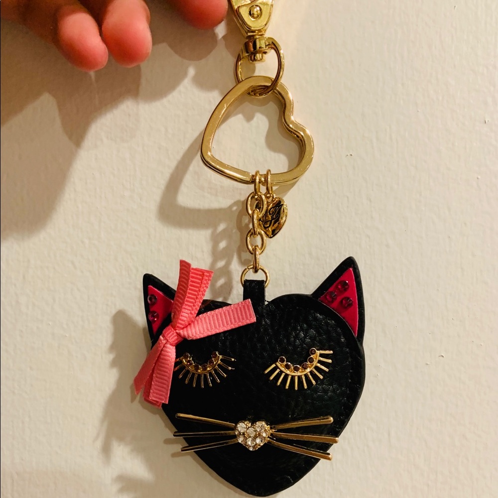 Betsey Johnson Cat Keychain